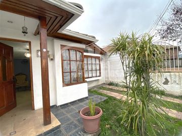 Casa en venta de 3 dorm. en Puente Alto