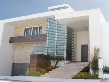 Casa en venta en lomas del valle, san pedro garza garcia,