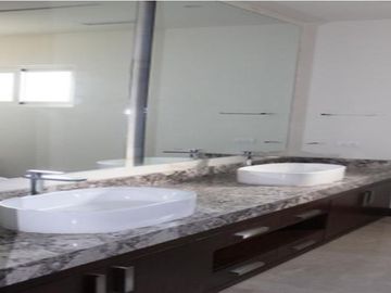 Casa en venta en lomas del valle, san pedro garza garcia,