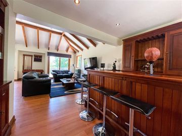Casa en Venta en Los Dominicos, Camino el Alba, Las Condes
