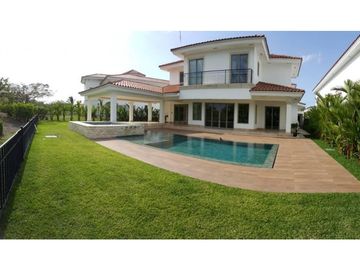 VENTA CASA 4 RECAMARAS SANTA MARIA FAIRWAY ESTATE