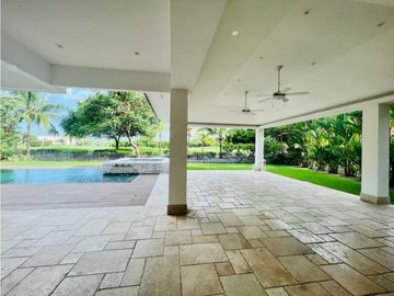 VENTA CASA 4 RECAMARAS SANTA MARIA FAIRWAY ESTATE