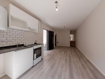 VENTA-MONOAMBIENTE-TERRAZA EXCLUSIVA C/PARRILLERO -BARRIO PICHINCHA