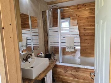 Casa en venta de 4 dorm. en Puerto Varas