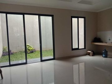 Rumah baru 2 Lantai pondok gede bekasi