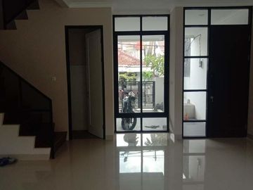Rumah baru 2 Lantai pondok gede bekasi