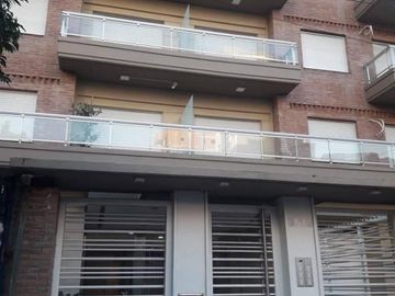 VENTA DPTO  2 AMB SAN MARTIN CENTRO