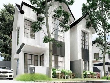 Rumah 2 Lantai Dekat RS Soepraon Kota Malang La Vella
