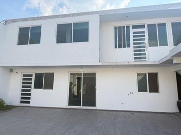 Casa en Venta, en Tláhuac
