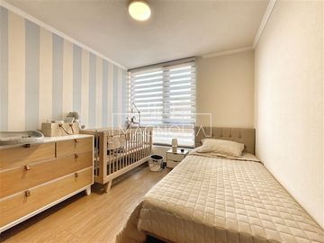 Departamento en venta 3 dorm. + Azotea. Lo Barnechea