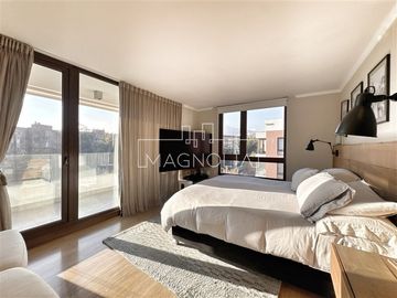 Departamento en venta 3 dorm. + Azotea. Lo Barnechea