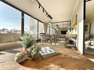 Departamento en venta 3 dorm. + Azotea. Lo Barnechea
