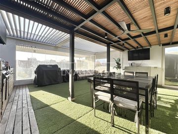 Departamento en venta 3 dorm. + Azotea. Lo Barnechea