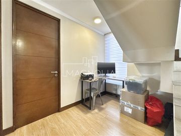 Departamento en venta 3 dorm. + Azotea. Lo Barnechea