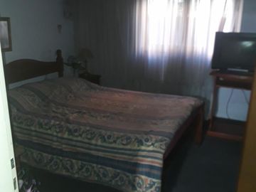 Casa de 3 ambientes en excelente zona