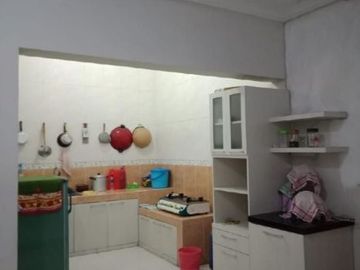 RUMAH SECOND SUTOREJO TIMUR, Strategis