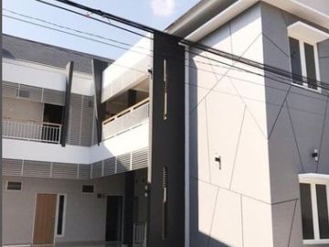 8 Bedroom Villa for sale