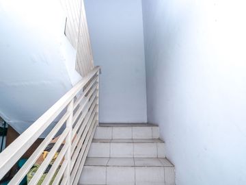 Rumah Luas SHM 10 Menit ke Gerbang Tol Fatmawati 2 Siap Huni J-51323