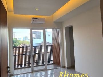 Rumah Gandeng Brand New Puri Mansion