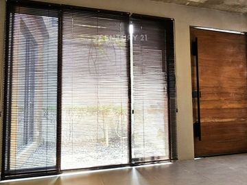 Rumah Bagus Terawat Minimalis Modern Dekat BinPlaz 9650