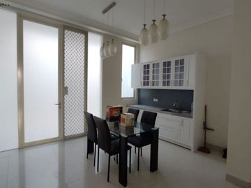 Rumah Long Beach Pakuwon City, Siap Huni, Include Furniture