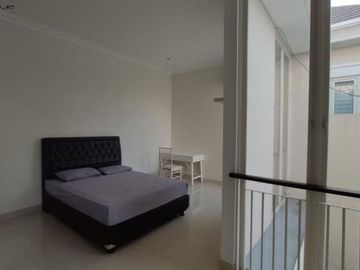 Rumah Long Beach Pakuwon City, Siap Huni, Include Furniture