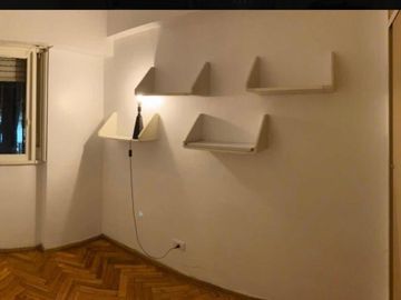Venta 3 amb con balcón al frente