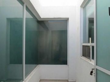Se Vende Residencia en Villas del Mesón, UNA PLANTA, Terreno 1,000 m2, Única.