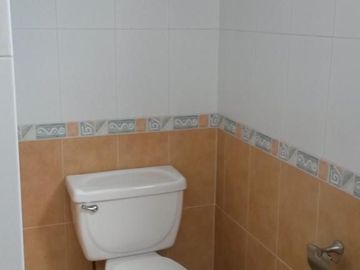 Se Vende Residencia en Villas del Mesón, UNA PLANTA, Terreno 1,000 m2, Única.