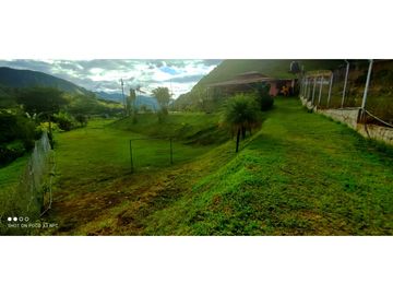Vendo hermosa Quinta en Amaluza