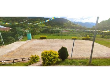 Vendo hermosa Quinta en Amaluza