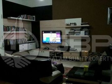 Rumah Dijual Jogja Mewah stimewa Timur UPN Maguwoharjo+Kolam renang Pribadi