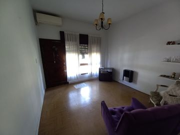 Casa en venta en Villa Luzuriaga