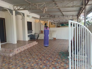 4 Bedroom Townhouse for sale in Nong Phueng, Chiang Mai