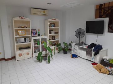 4 Bedroom Townhouse for sale in Nong Phueng, Chiang Mai