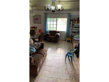 Sea Confiable Vende Terreno con casa Juan Diaz, Ciudad Radial