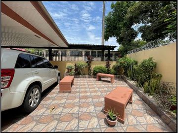 CASA  UNIFAMILIAR - CERRO VIENTO - EXCELENTE OFERTA