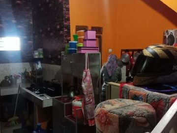 Jual Rumah Nagrog Ujung Berung Kota Bandung dekat ke jalan raya SHM Lt LB 41/82m² 2Kt 2Km bagus terawat 2 lantai SHM