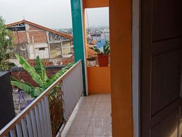 Jual Rumah Nagrog Ujung Berung Kota Bandung dekat ke jalan raya SHM Lt LB 41/82m² 2Kt 2Km bagus terawat 2 lantai SHM