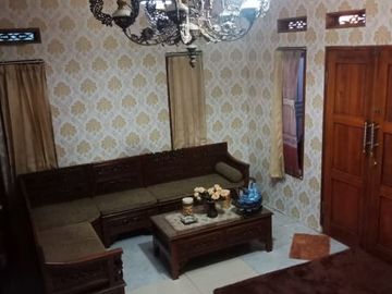 Jual Rumah Nagrog Ujung Berung Kota Bandung dekat ke jalan raya SHM Lt LB 41/82m² 2Kt 2Km bagus terawat 2 lantai SHM