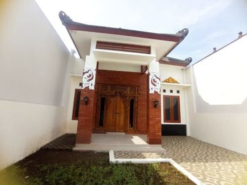TERLARIS DI PRAMBANAN RUMAH CANTIK KLASIK DEKAT JALAN JOGJA SOLO