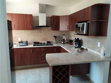 Venta de Casa, 3 recamaras con alberca y Roof Garden en E. Zapata Mor.