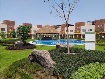 Venta de Casa, 3 recamaras con alberca y Roof Garden en E. Zapata Mor.