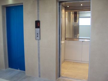 RENTA DE OFICINA 82 M2