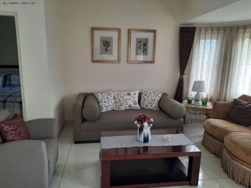 Rumah Jl Komering Pusat kota, Strategis