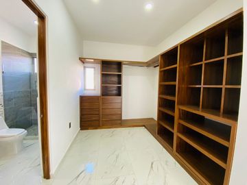 Casa en Fraccionamiento en Paraíso Country Club, Emiliano Zapata, Morelos CAEN-8