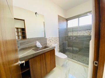 Casa en Fraccionamiento en Paraíso Country Club, Emiliano Zapata, Morelos CAEN-8
