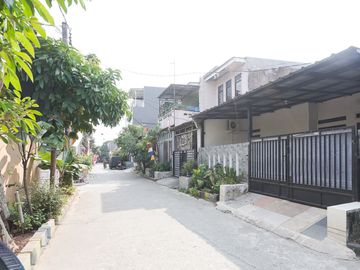 Rumah Hadap Utara 15 Menit ke Stasiun Tambun SHM Dibantu KPR J-51507