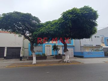 Esta propiedad en primer piso,  otorgará prestancia y distinción a su empresa además de una ubicación preferencial, en la zona empresarial de la Av. E