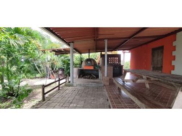 Se Vende Finca de 6.7 HAS con Hermosa Casa Campestre